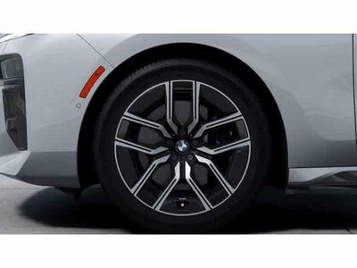 2025 BMW i7 xDrive60 Sedan