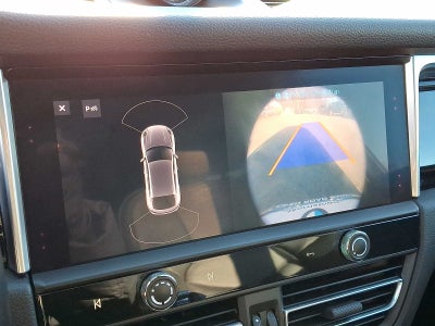 2022 Porsche Macan AWD