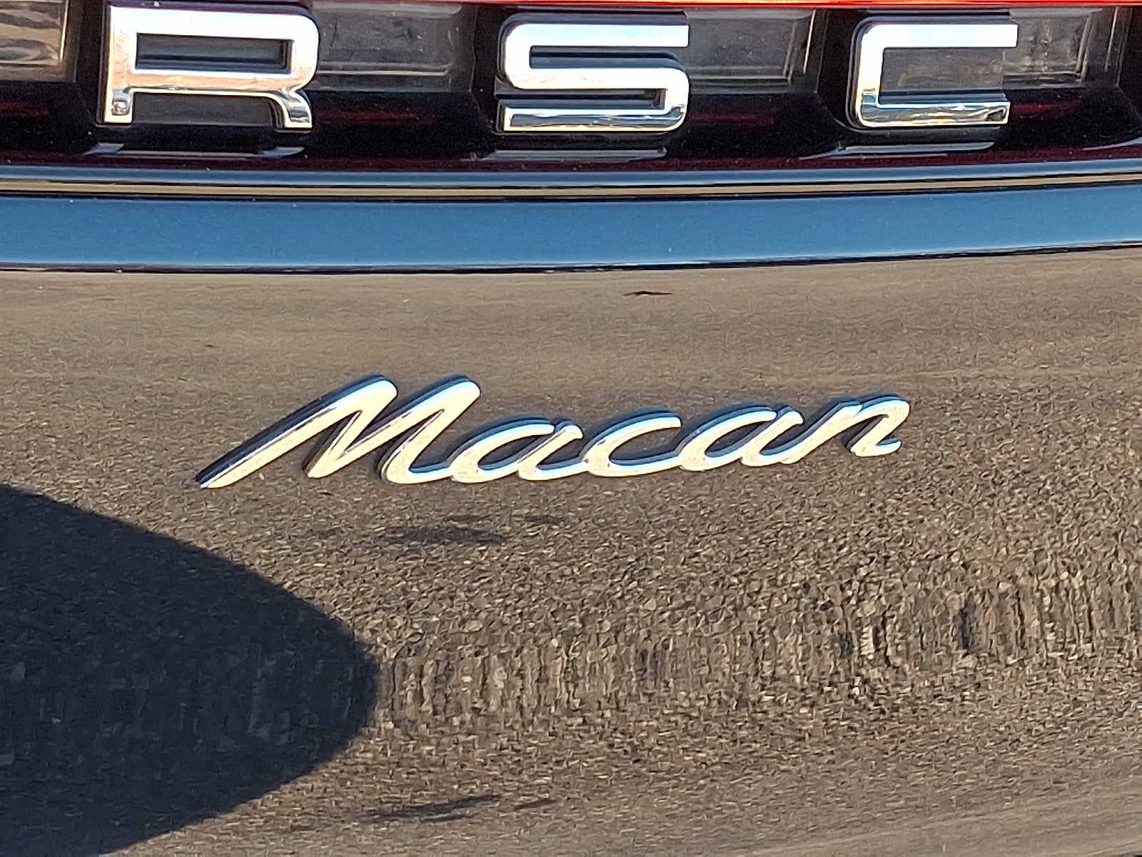 2022 Porsche Macan AWD