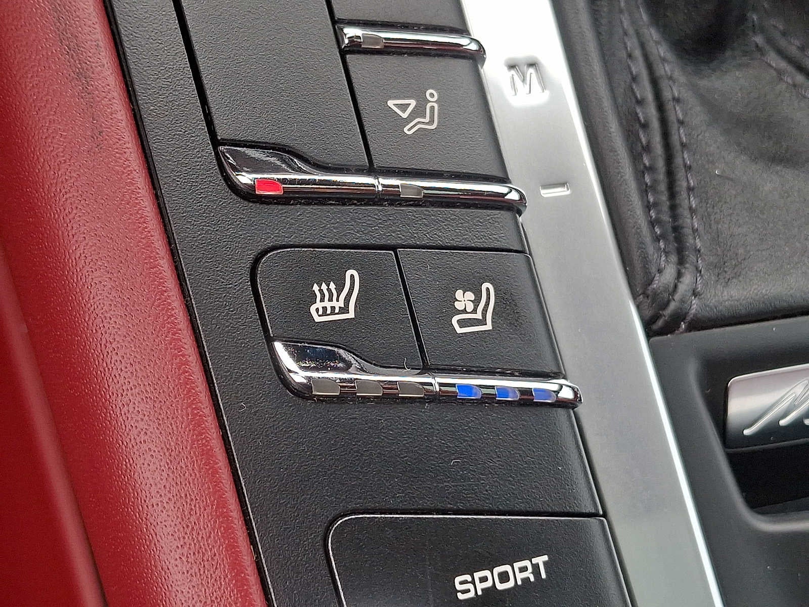 2020 Porsche Macan AWD