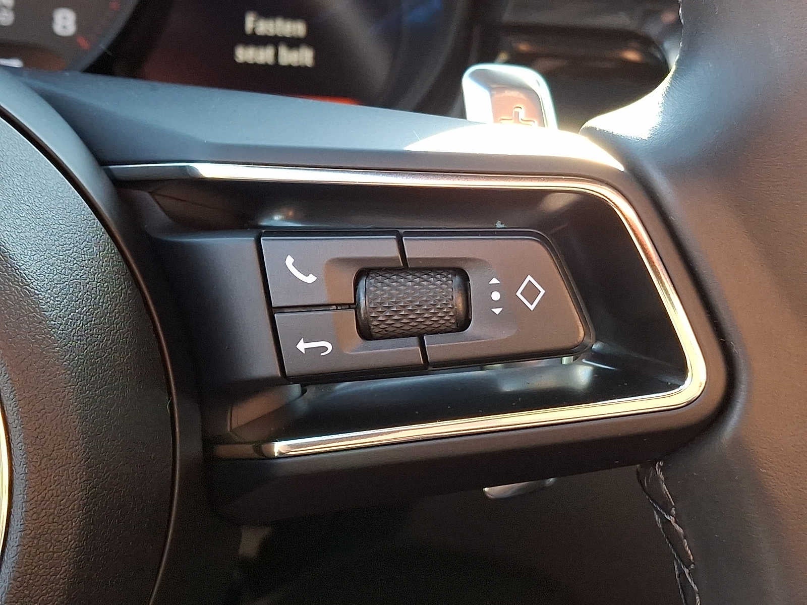 2024 Porsche Macan AWD