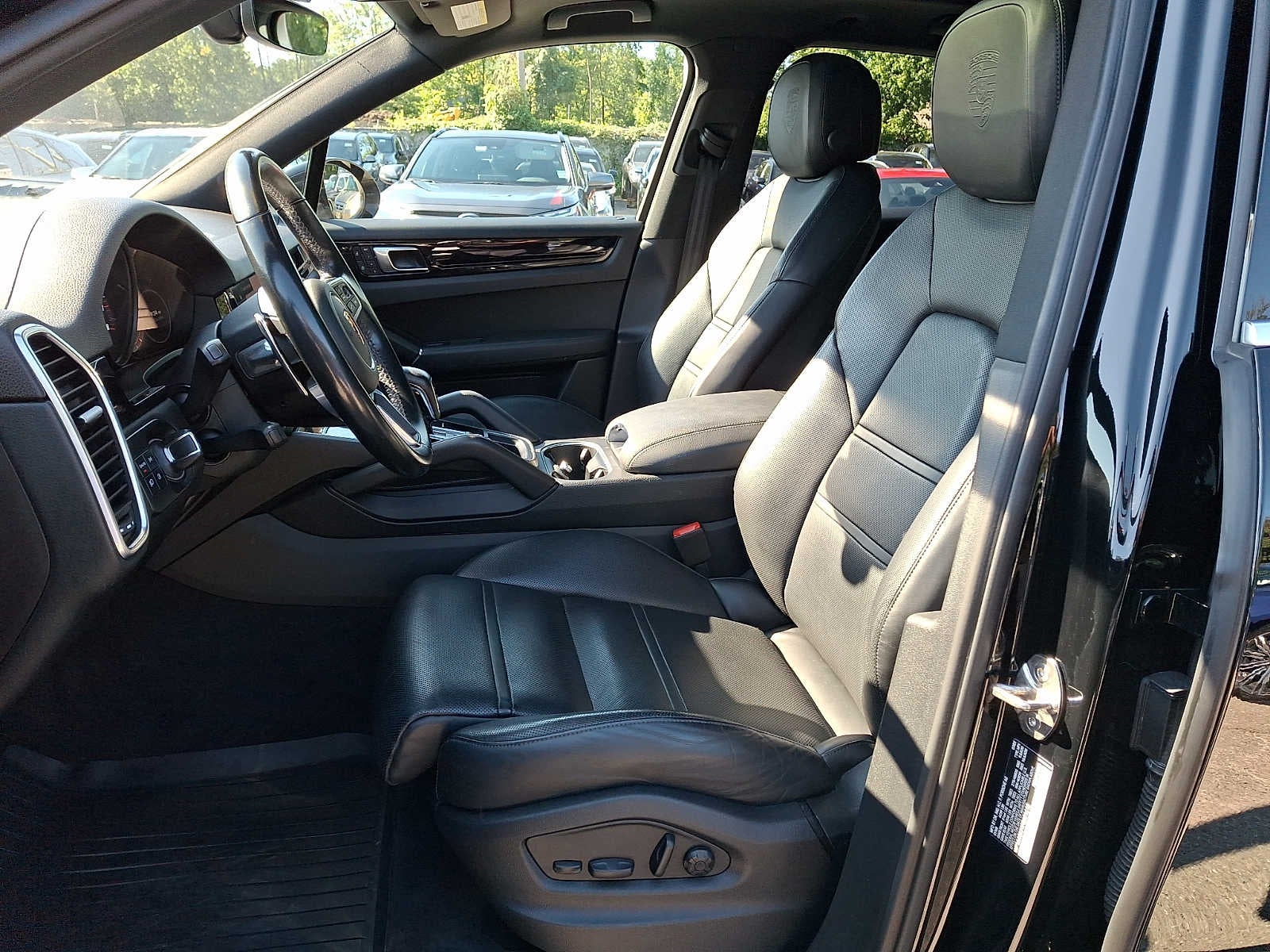2023 Porsche Cayenne AWD