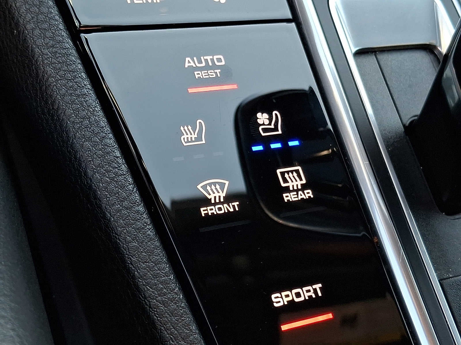 2023 Porsche Cayenne AWD