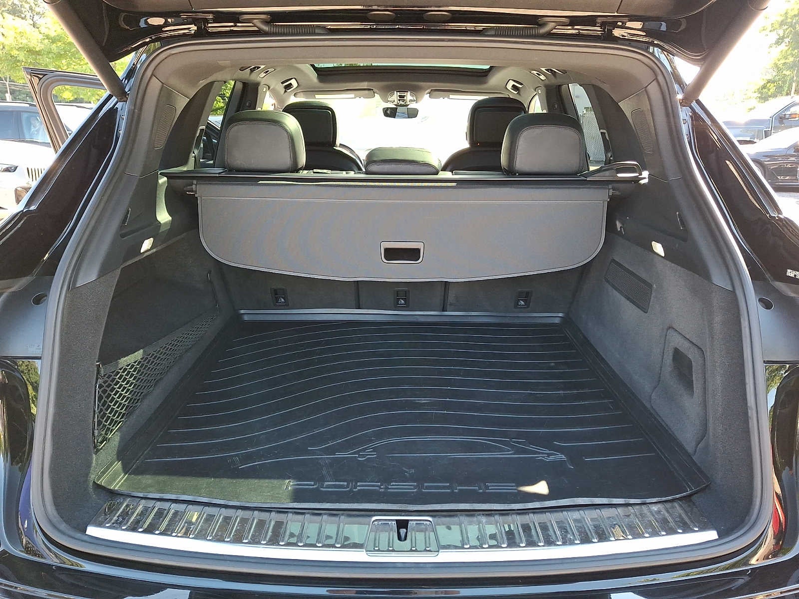 2023 Porsche Cayenne AWD