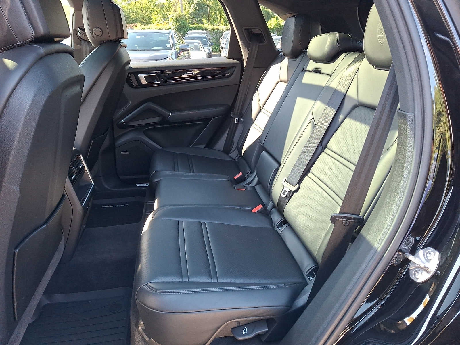 2023 Porsche Cayenne AWD
