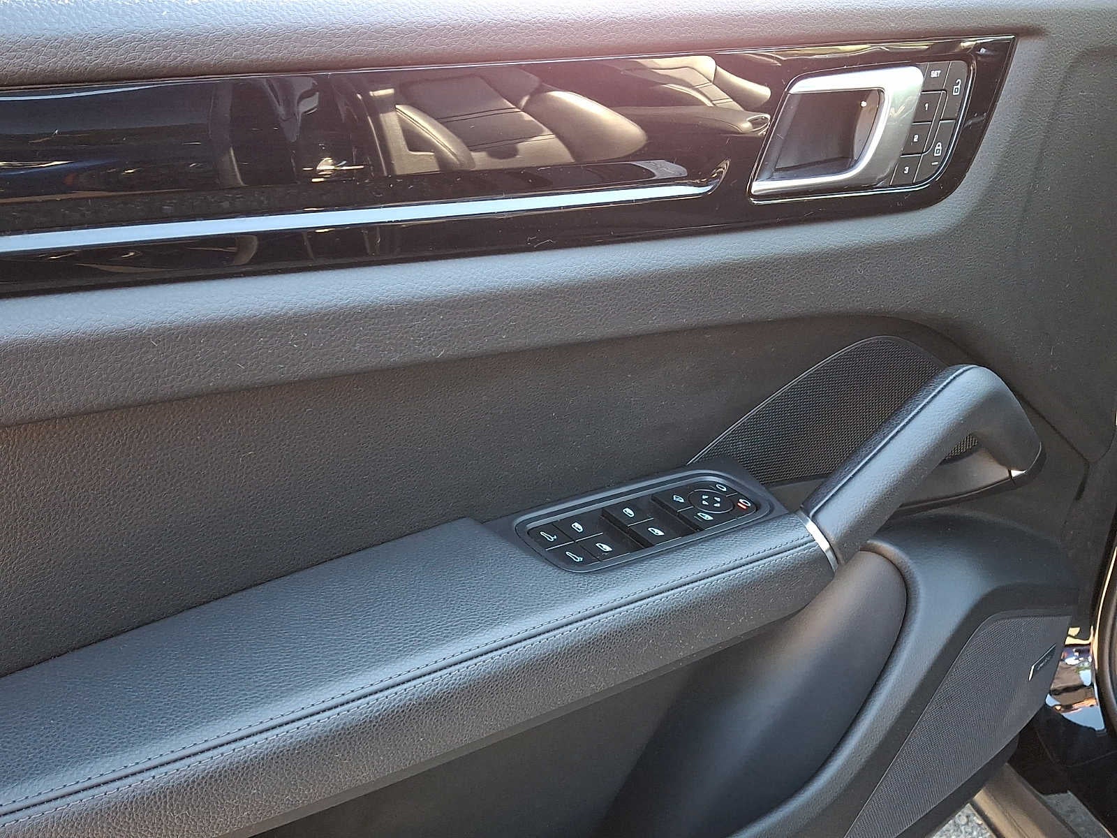 2023 Porsche Cayenne AWD