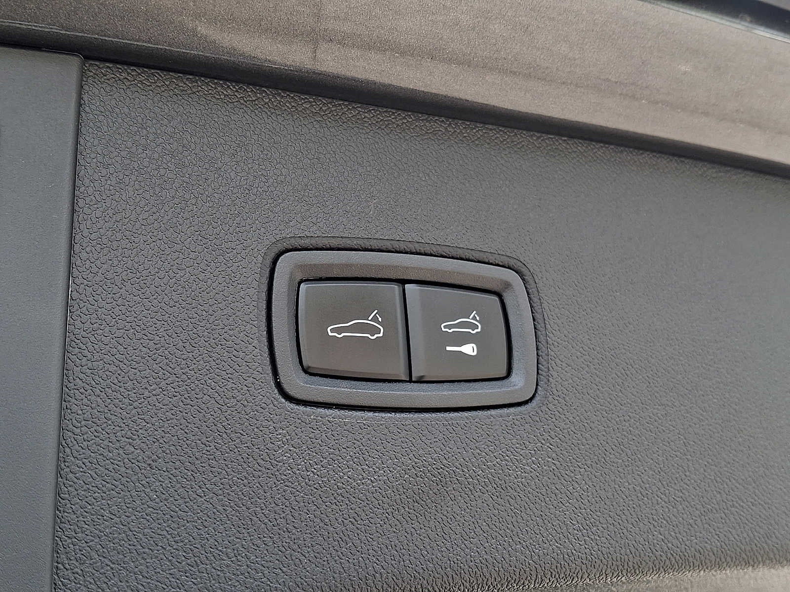 2025 Porsche Cayenne E-Hybrid AWD