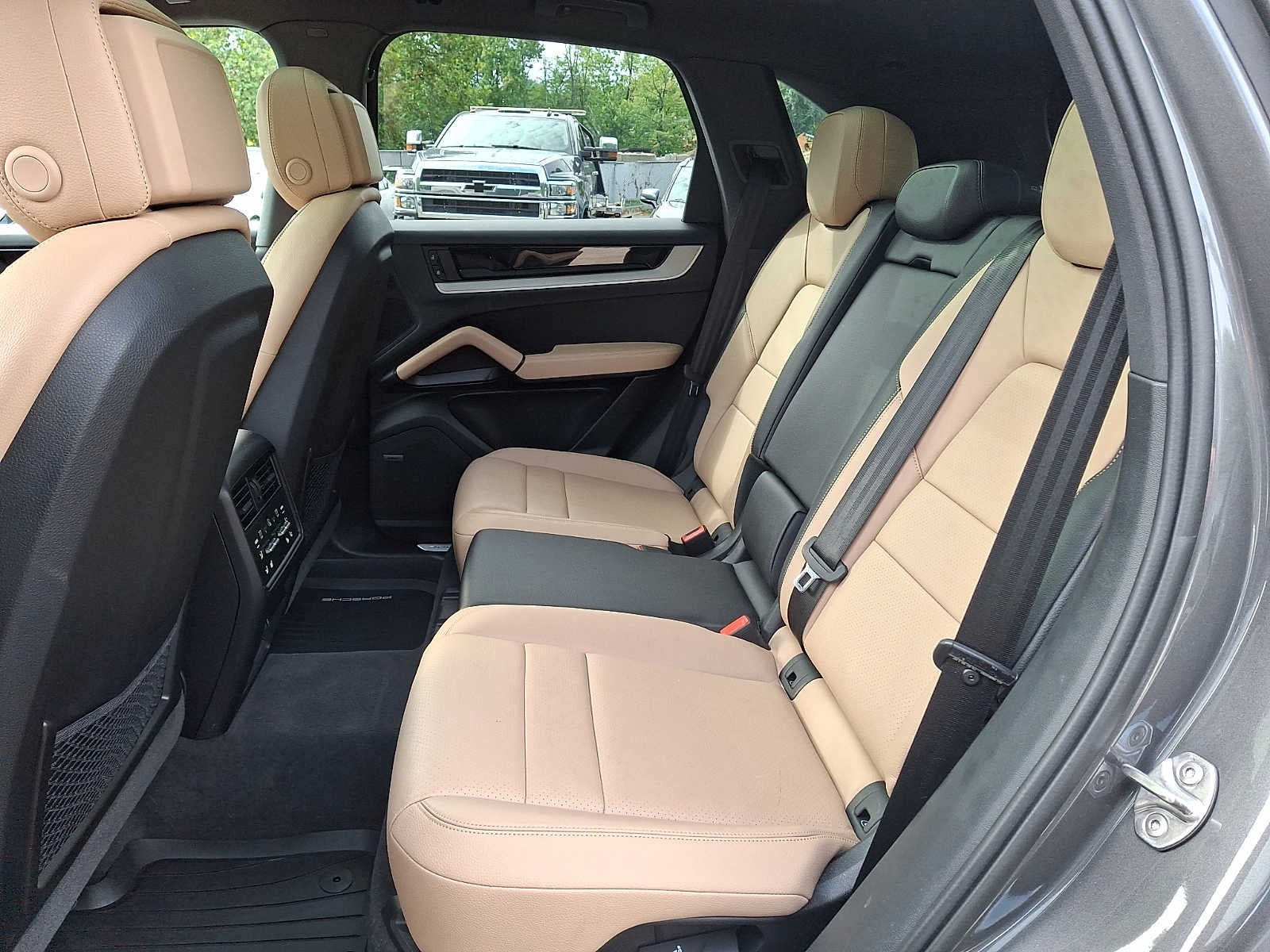 2025 Porsche Cayenne E-Hybrid AWD