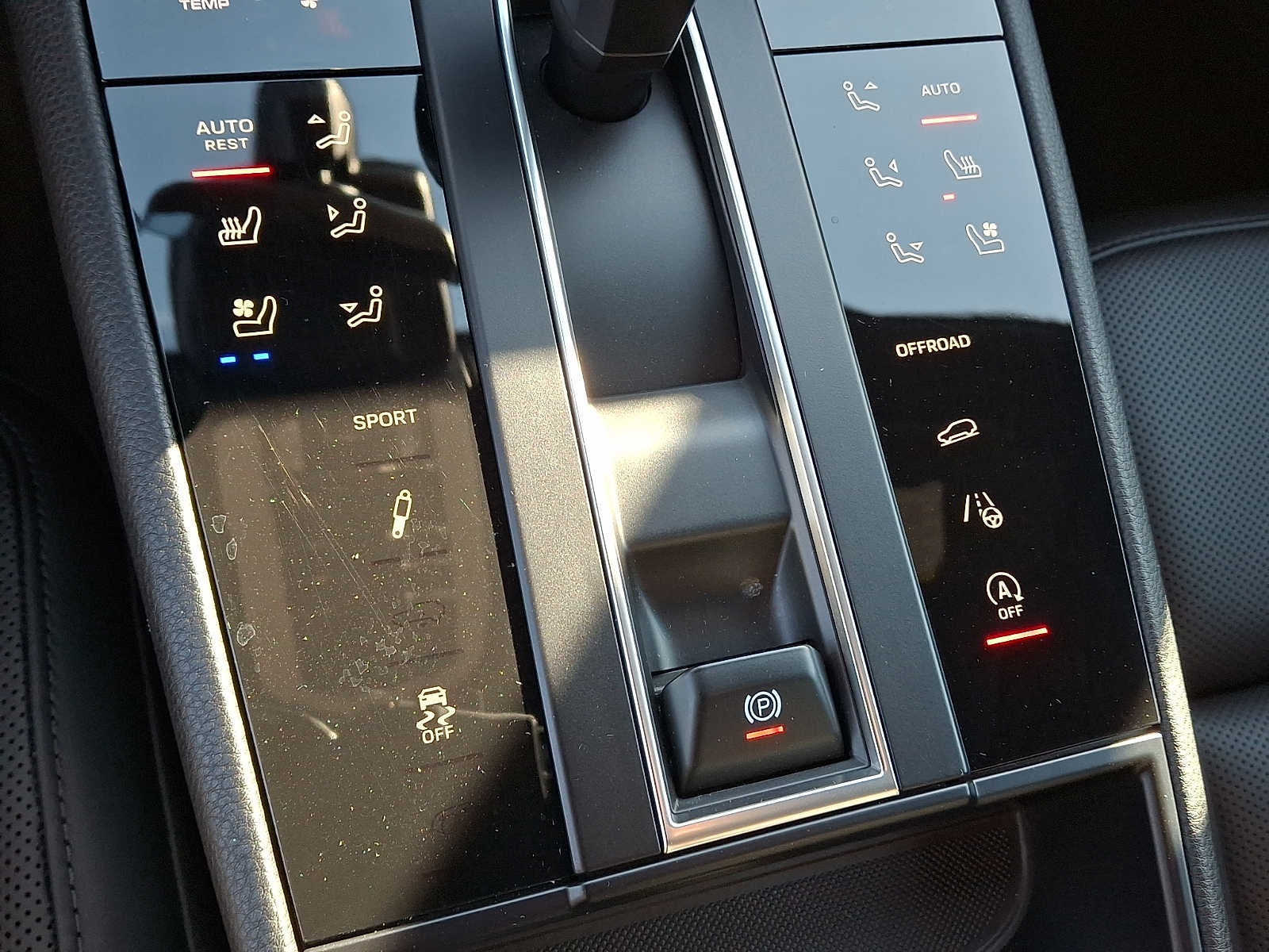 2024 Porsche Macan S AWD