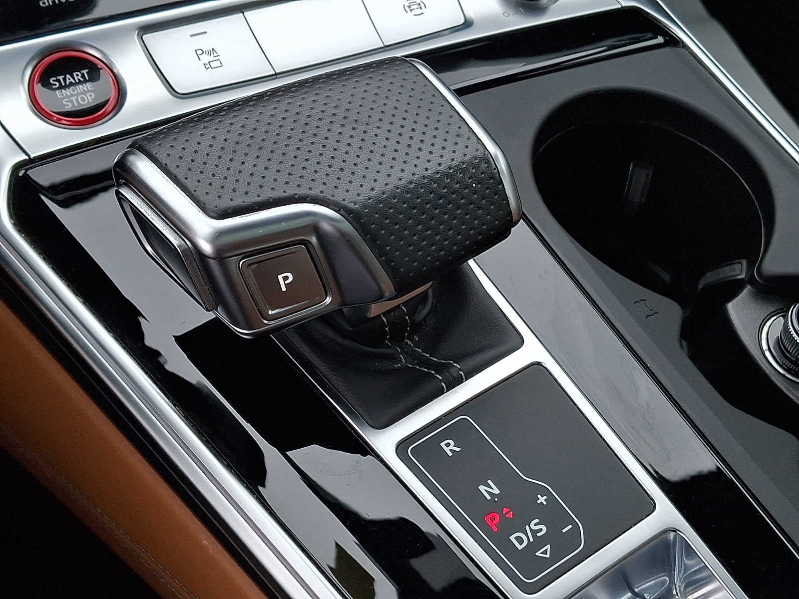 2022 Audi RS 6 Avant 4.0 TFSI quattro