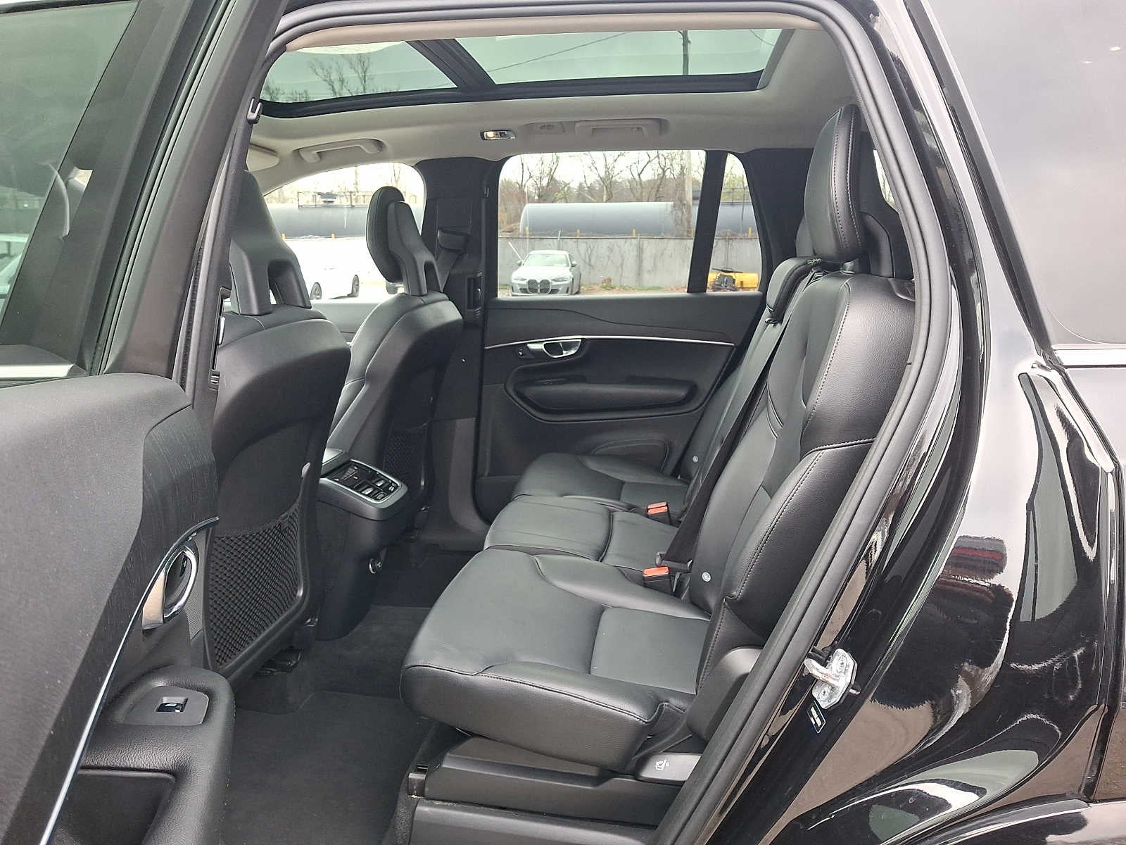 2020 Volvo XC90 T5 AWD Momentum 7 Passenger