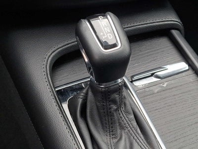 2020 Volvo XC90 T5 AWD Momentum 7 Passenger