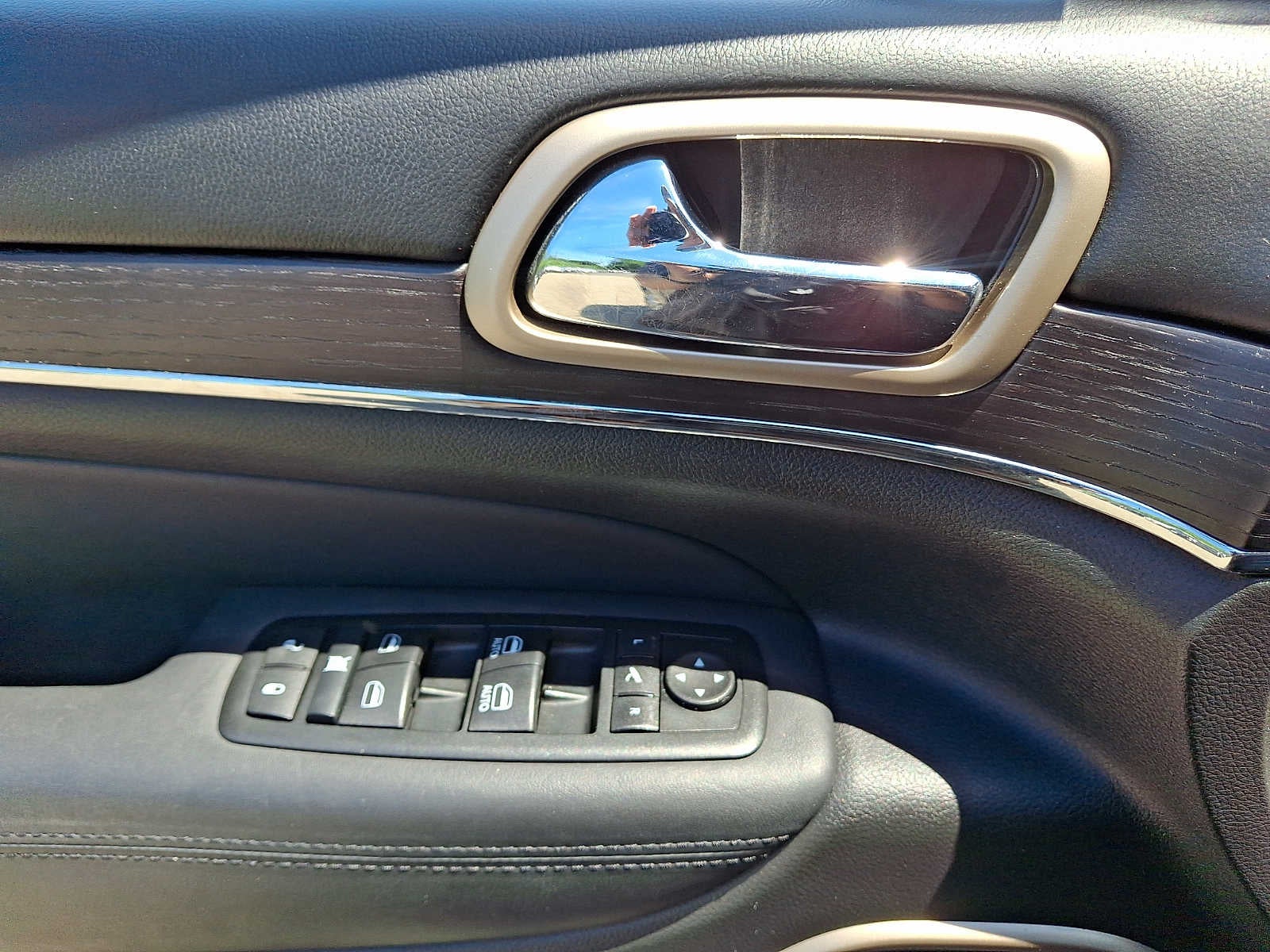 2015 Jeep Grand Cherokee 4WD 4dr Summit