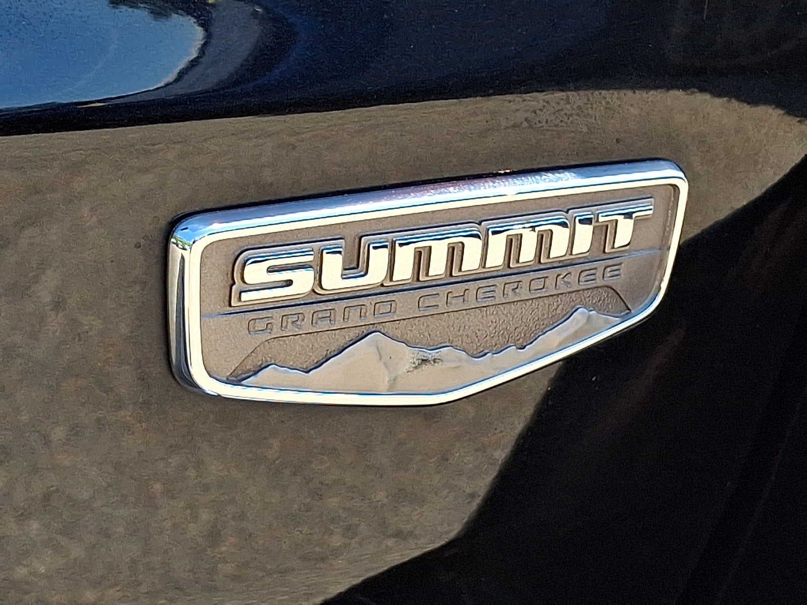 2015 Jeep Grand Cherokee 4WD 4dr Summit