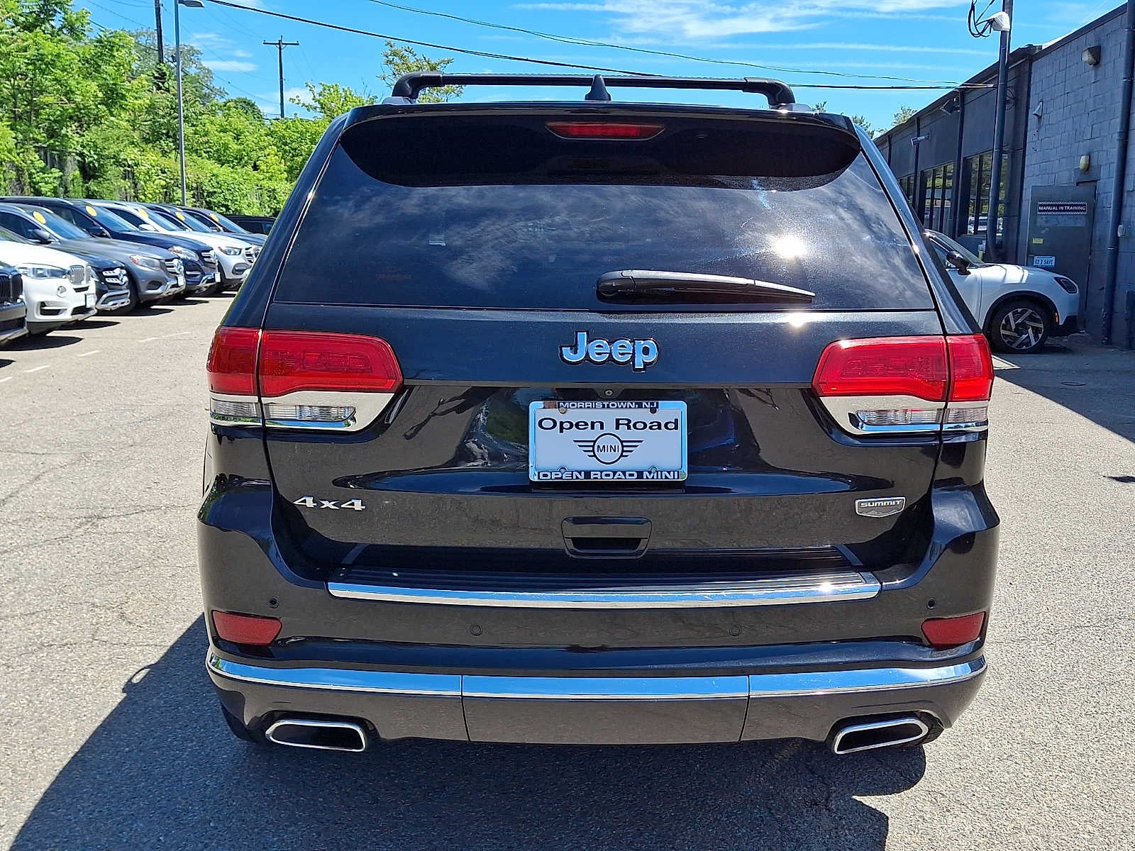 2015 Jeep Grand Cherokee 4WD 4dr Summit