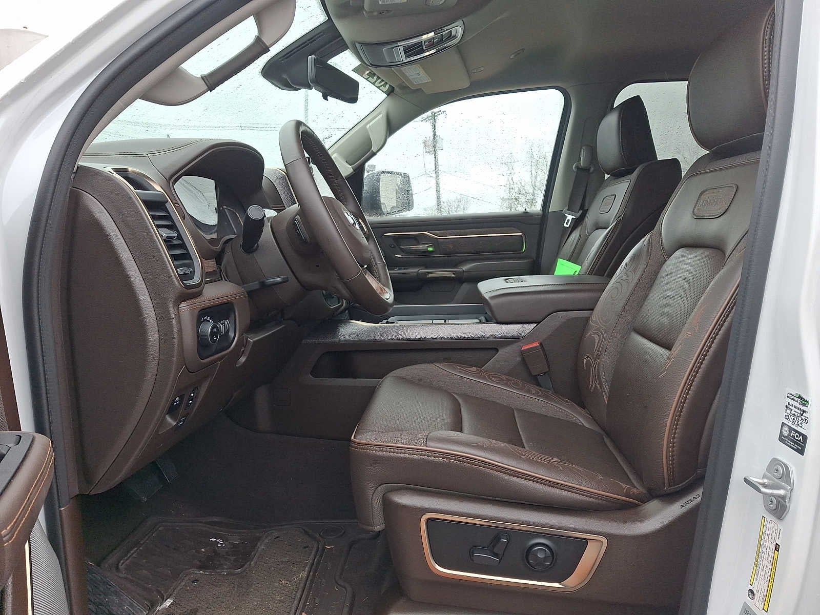 2025 RAM 1500 Longhorn 4x4 Crew Cab 57 Box