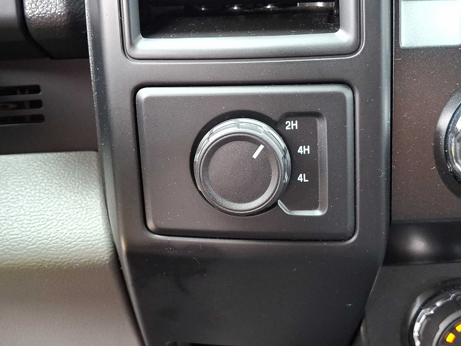 2020 Ford F-150 XL 4WD SuperCrew 5.5 Box