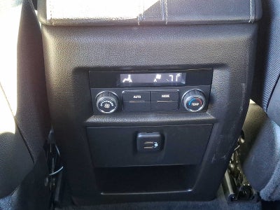 2023 Chevrolet Traverse AWD 4dr LT Leather