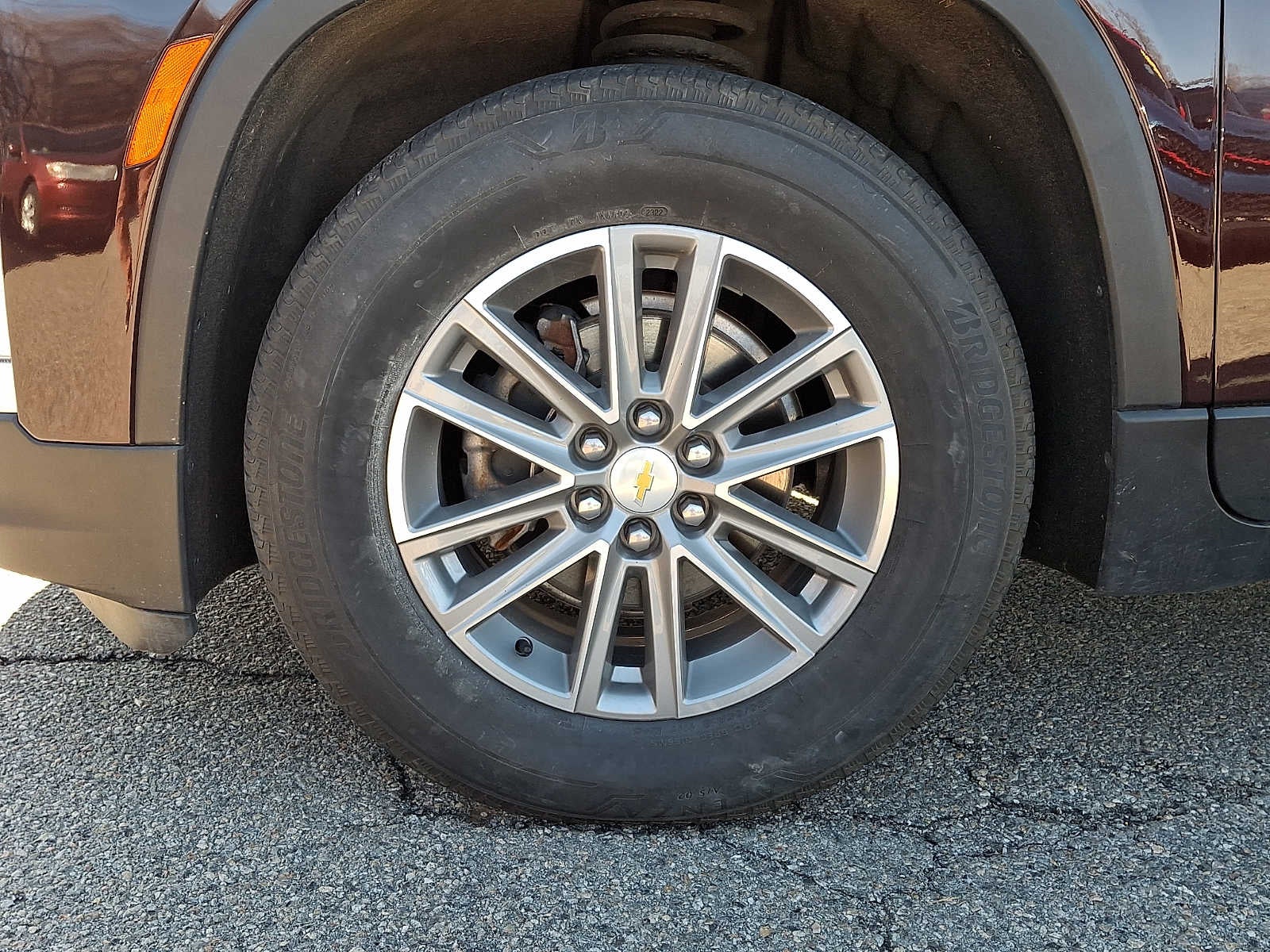 2023 Chevrolet Traverse AWD 4dr LT Leather