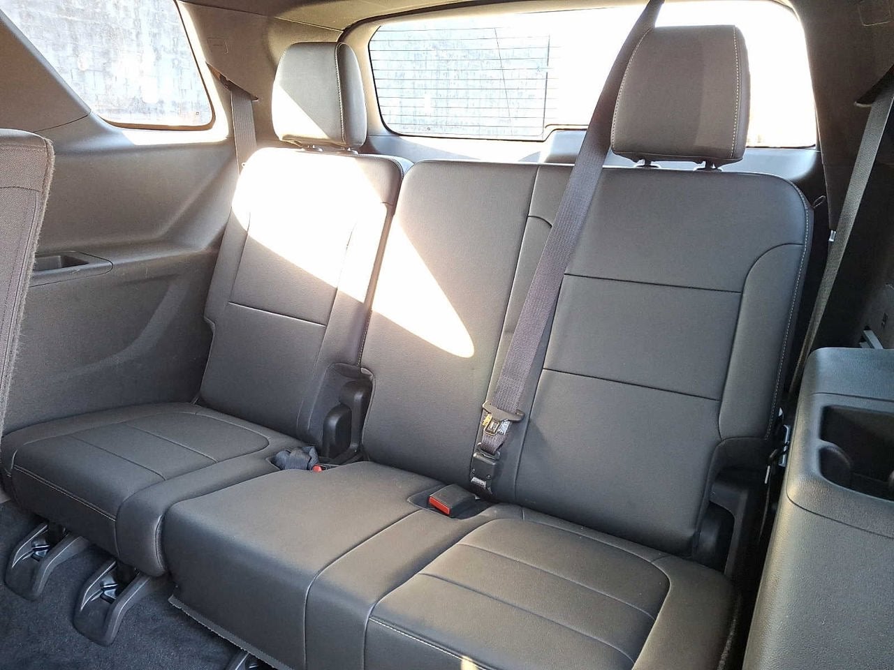 2023 Chevrolet Traverse AWD 4dr LT Leather