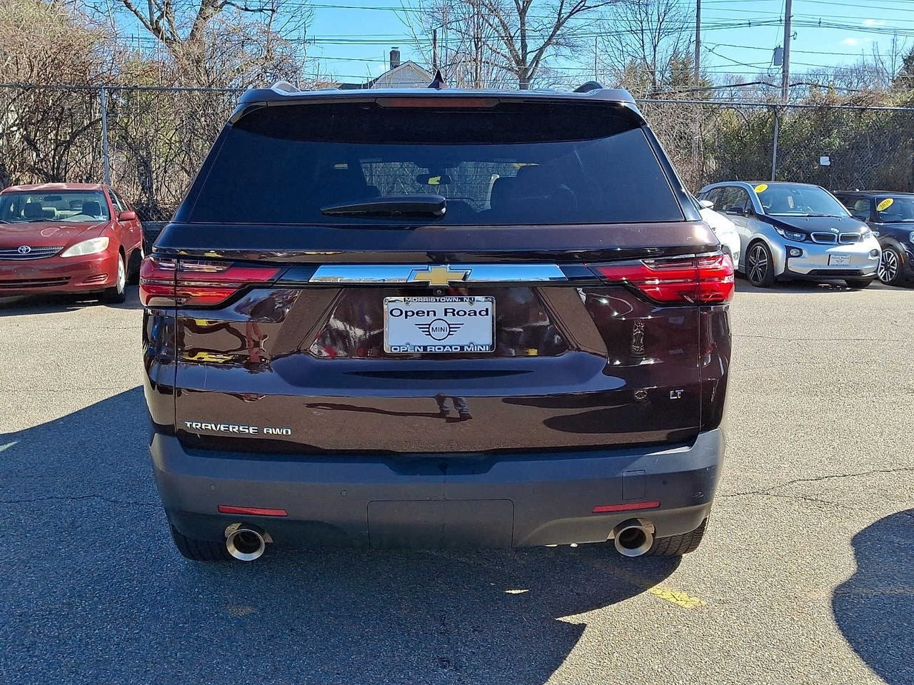 2023 Chevrolet Traverse AWD 4dr LT Leather