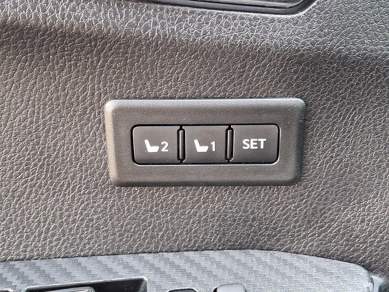 2013 Toyota RAV4 AWD 4dr Limited