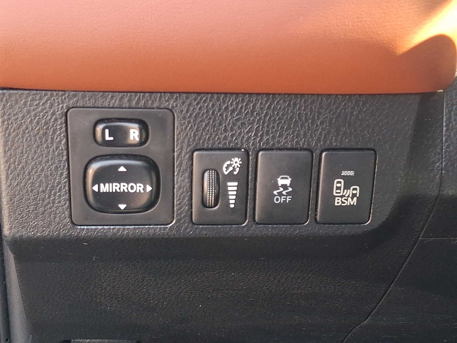 2015 Toyota RAV4 AWD 4dr Limited