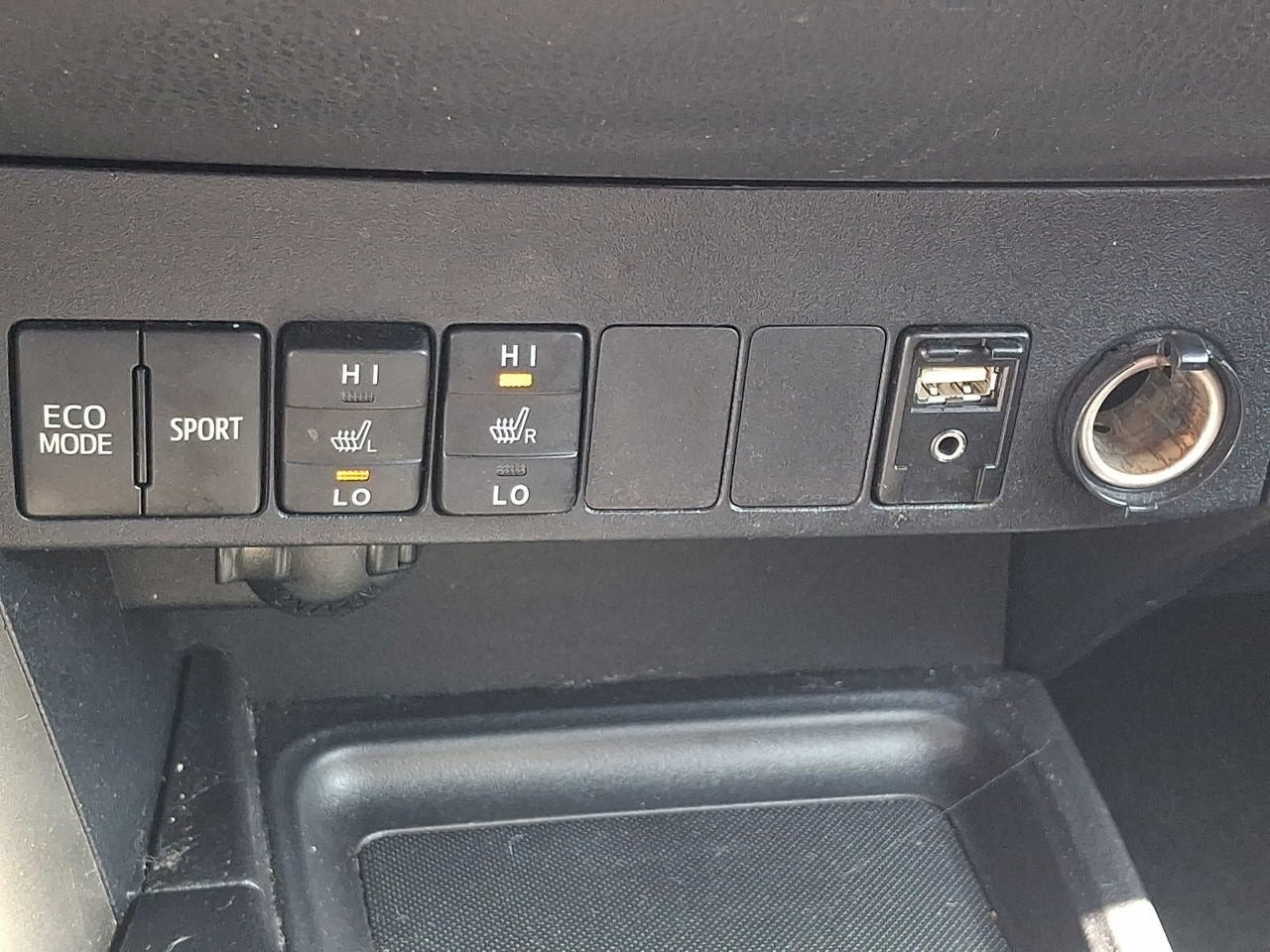 2015 Toyota RAV4 AWD 4dr Limited