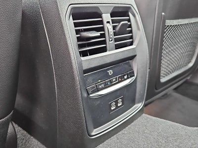 2023 BMW 3 Series 330i xDrive Sedan