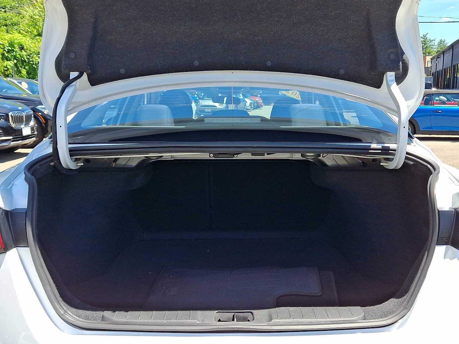2021 Nissan Sentra SV CVT