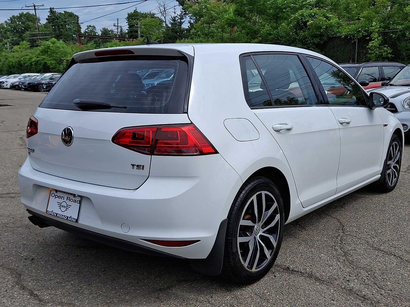 2016 Volkswagen Golf 4dr HB Auto TSI SE