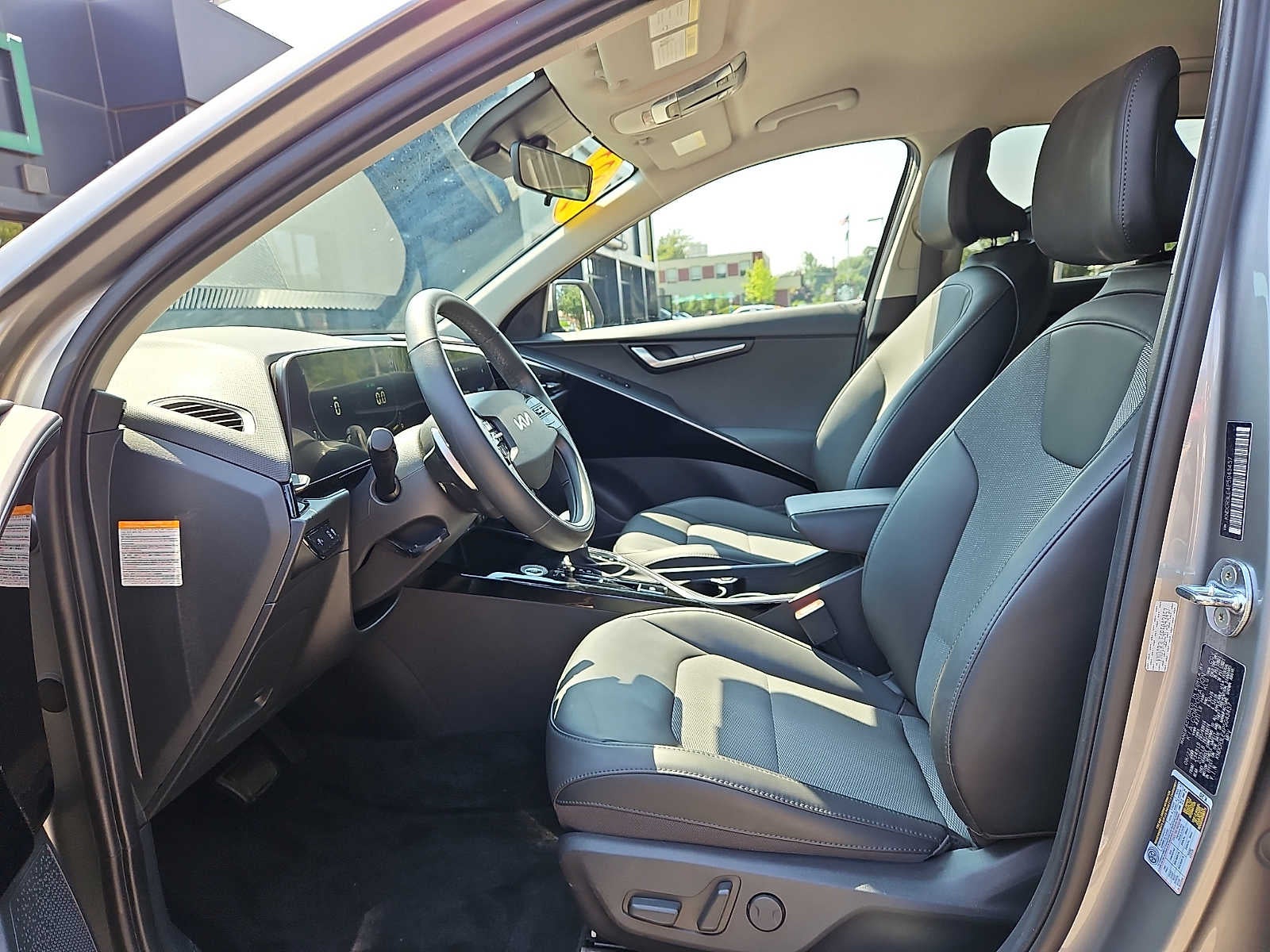 2023 Kia Niro EX FWD