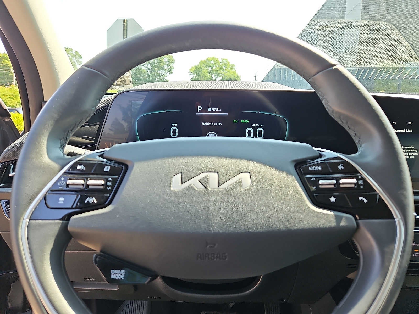 2023 Kia Niro EX FWD