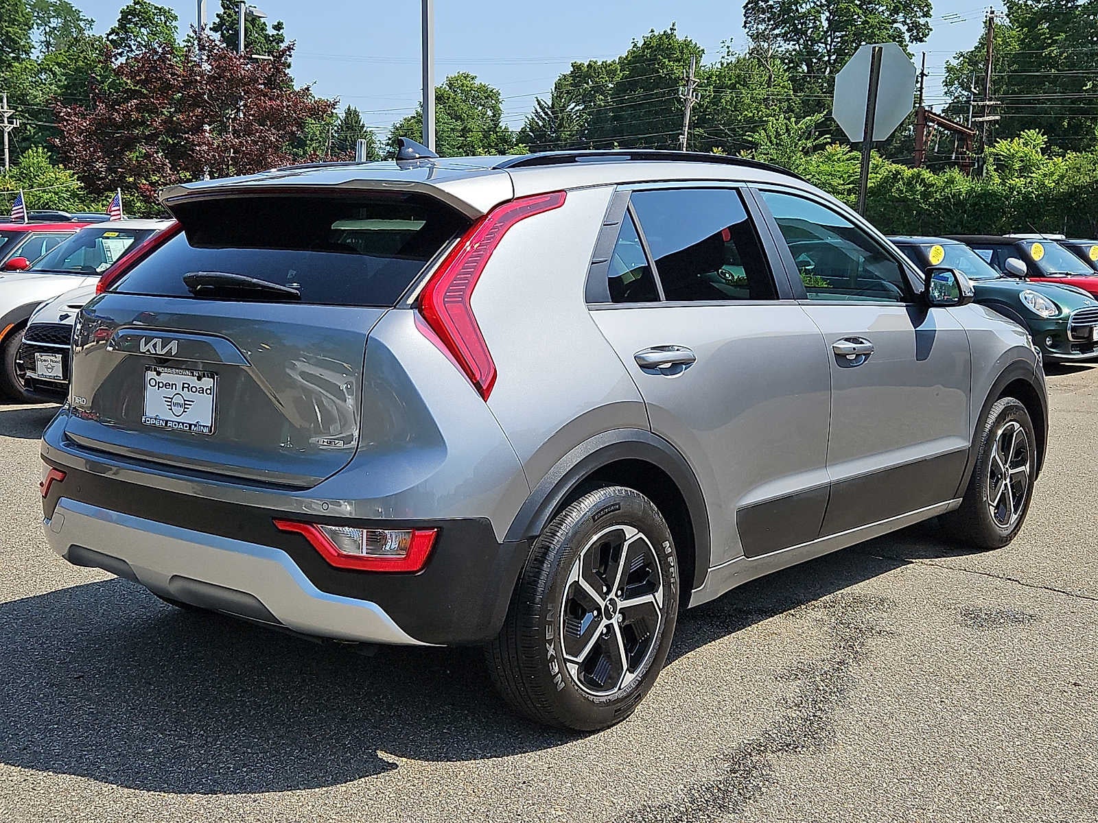 2023 Kia Niro EX FWD
