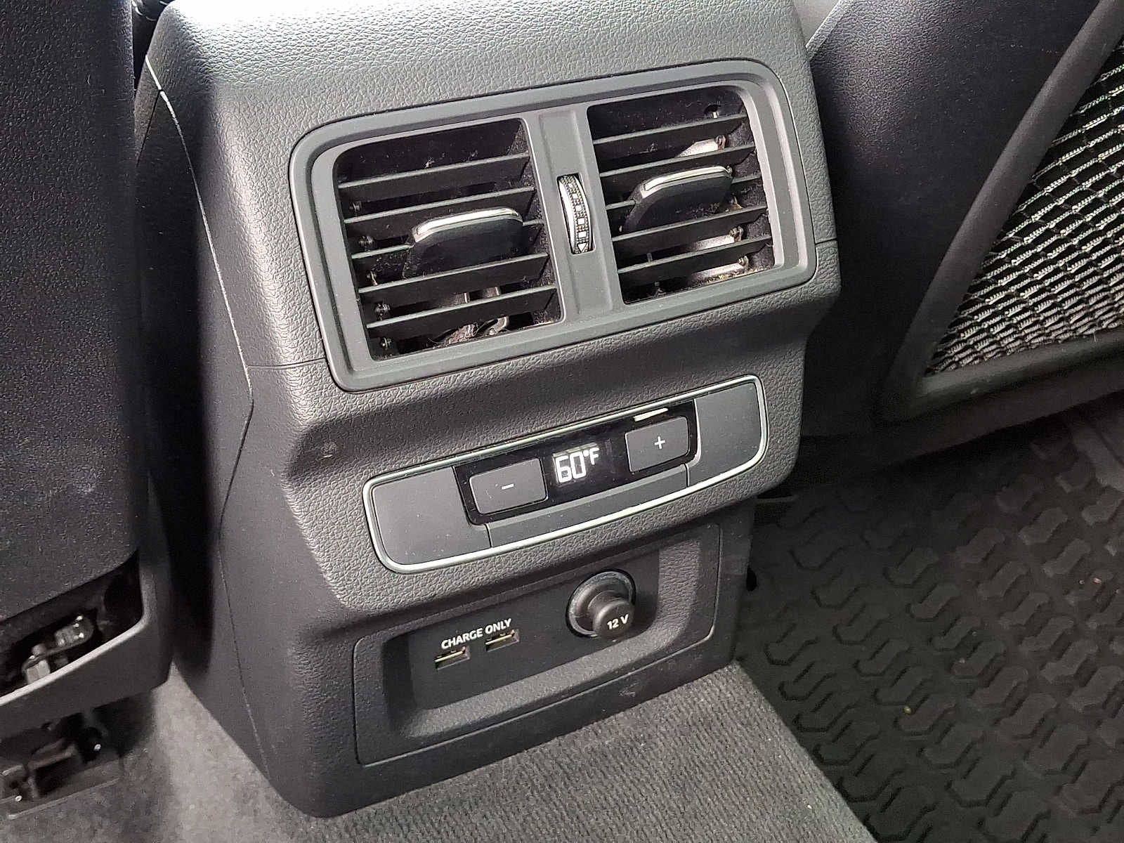 2021 Audi SQ5 Premium Plus 3.0 TFSI quattro