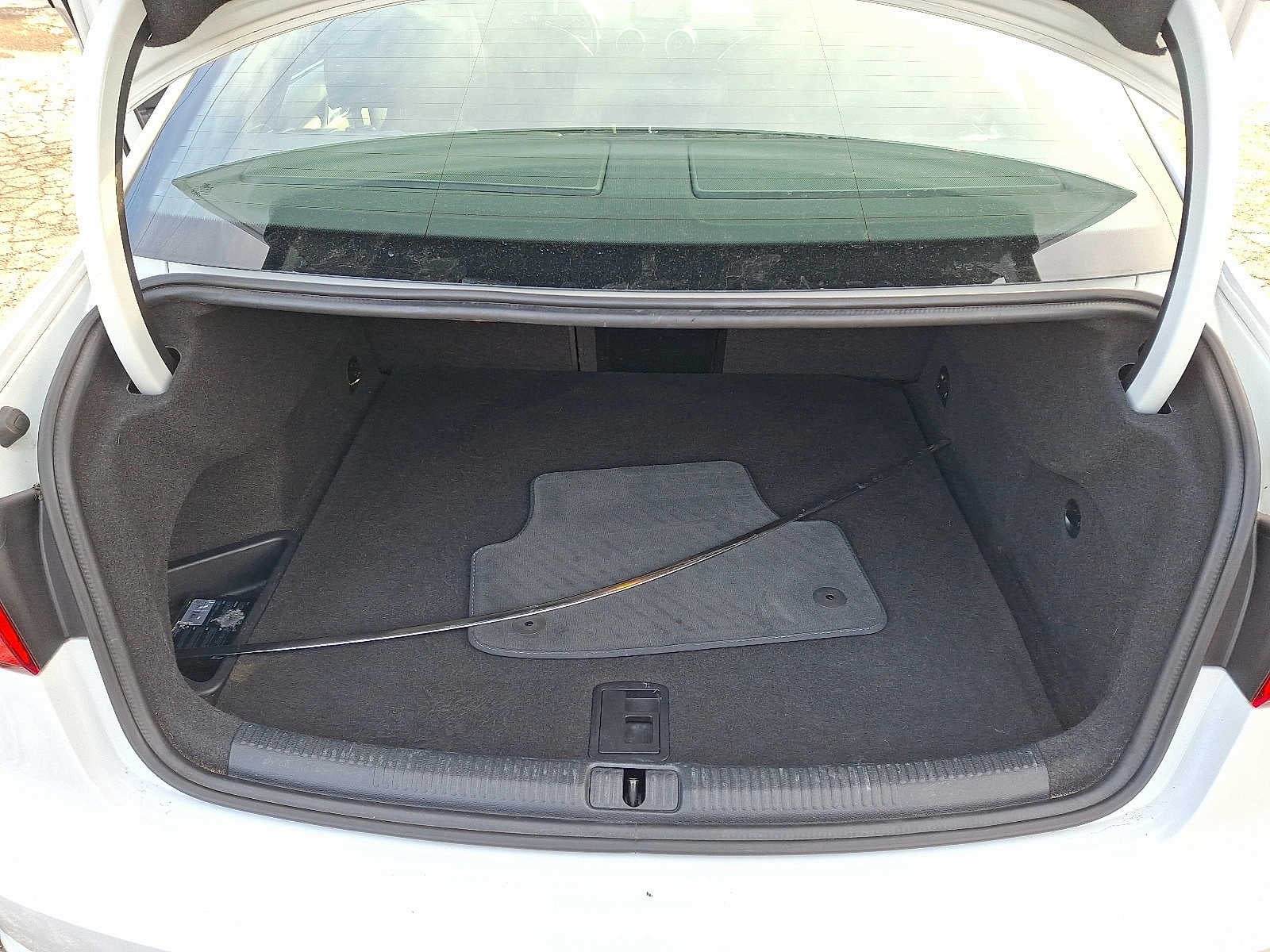 2016 Audi A3 4dr Sdn quattro 2.0T Premium Plus