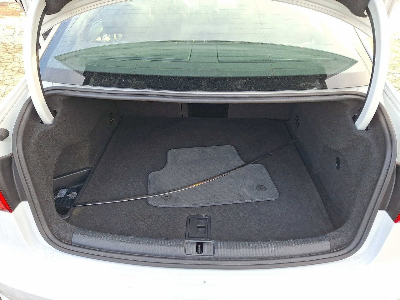 2016 Audi A3 4dr Sdn quattro 2.0T Premium Plus