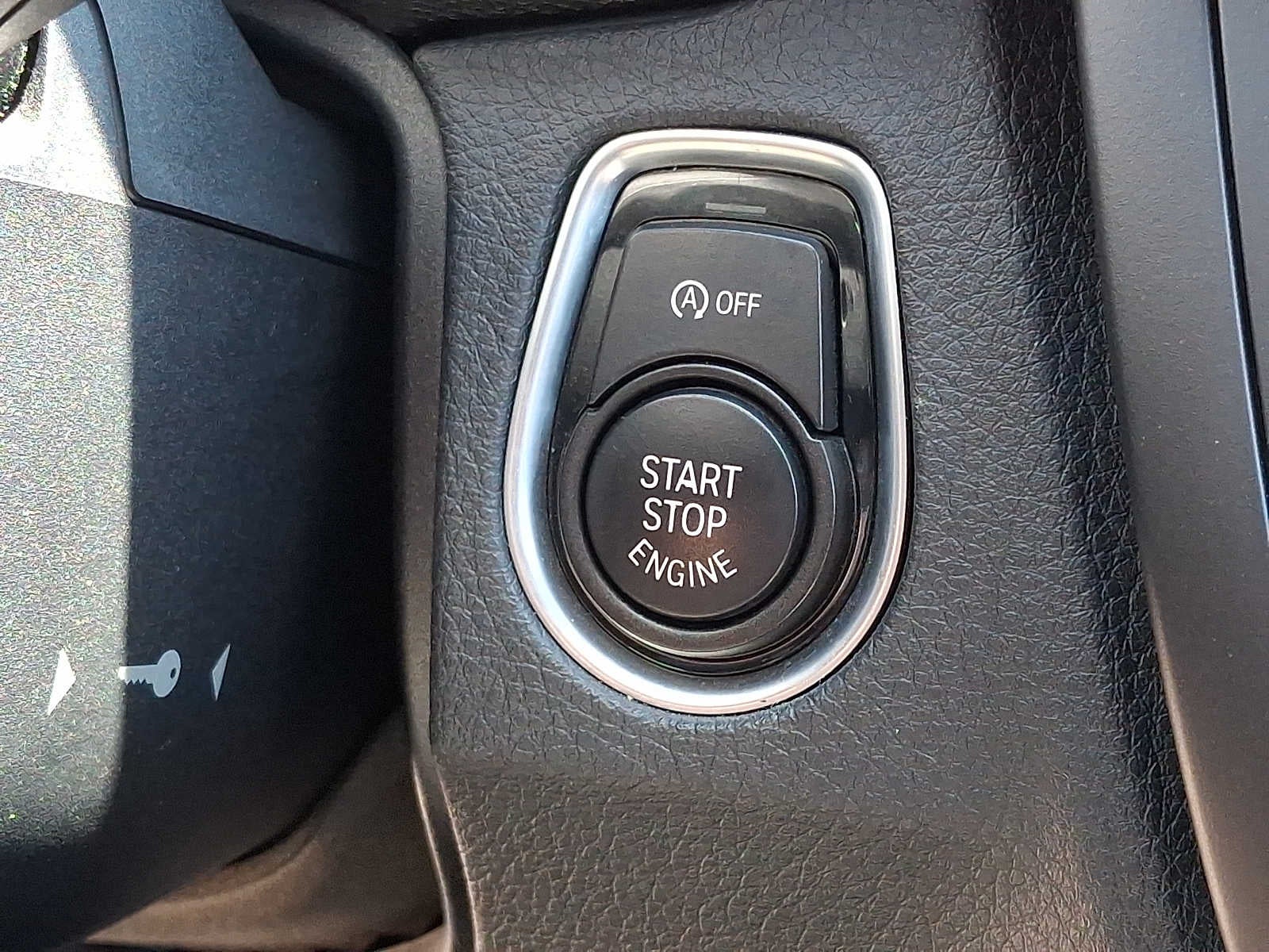 2013 BMW 3 Series 4dr Sdn 328i xDrive AWD SULEV