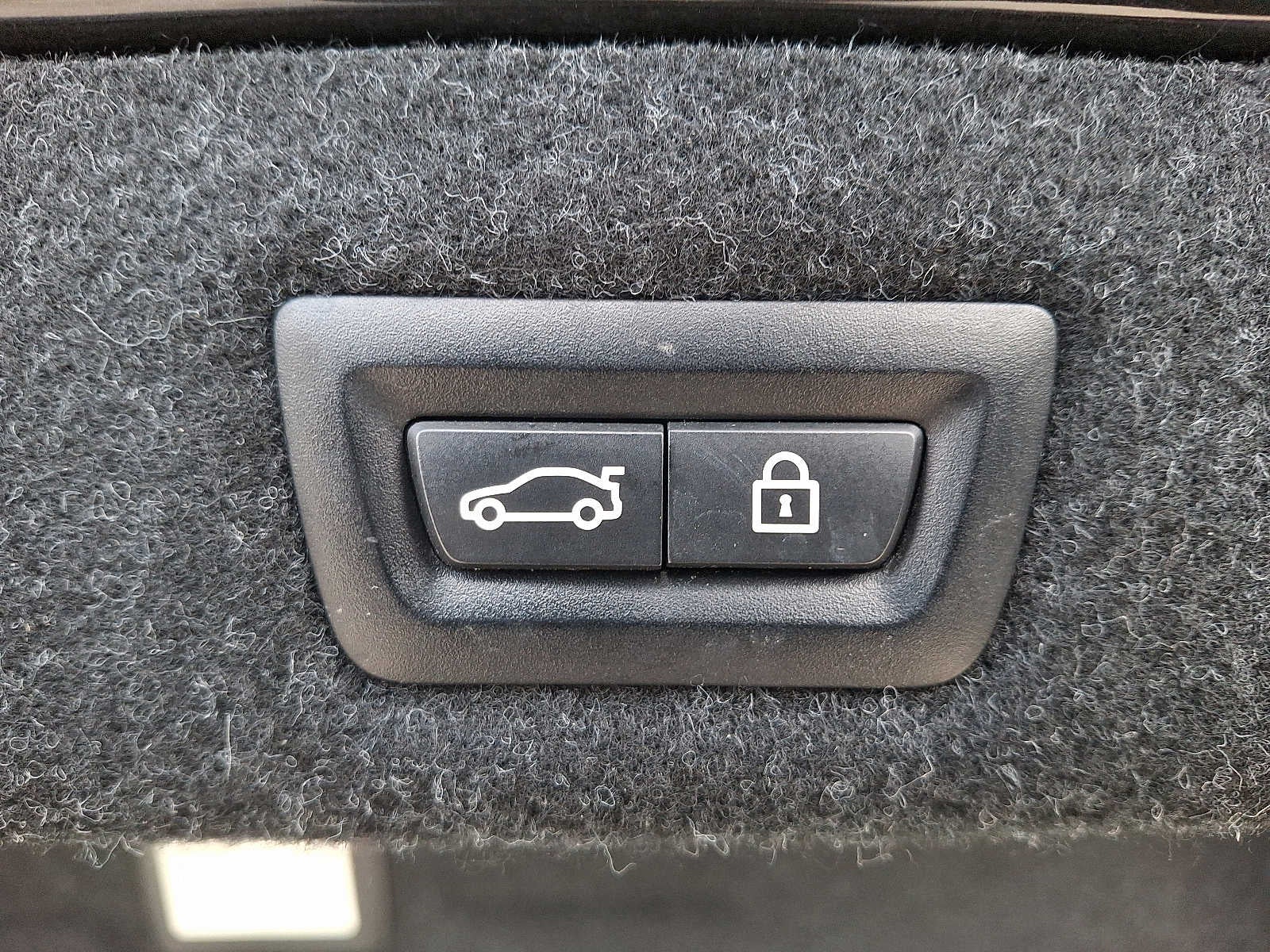 2018 BMW 5 Series 530i xDrive Sedan