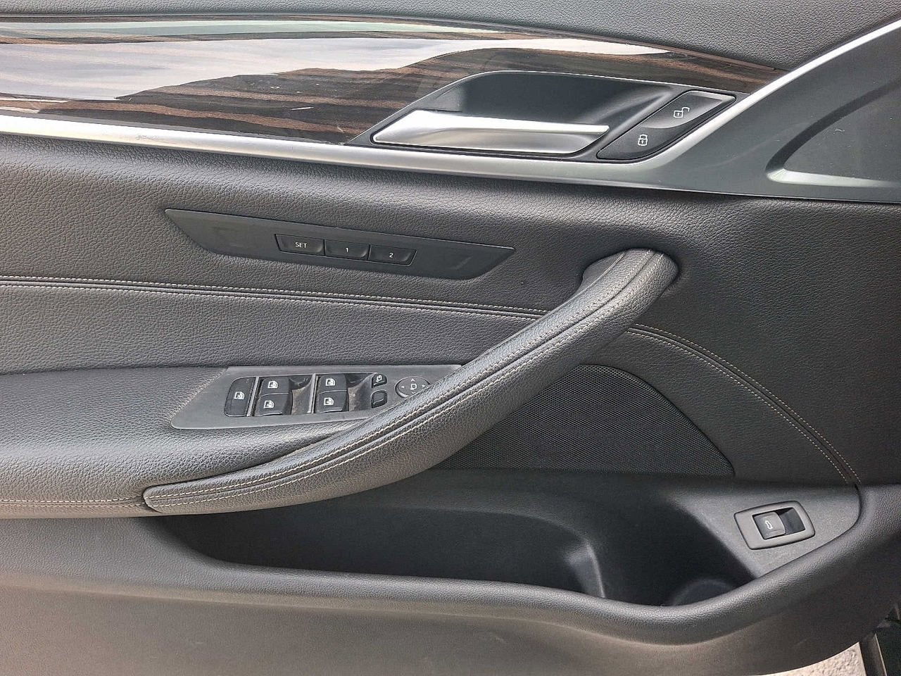 2018 BMW 5 Series 530i xDrive Sedan