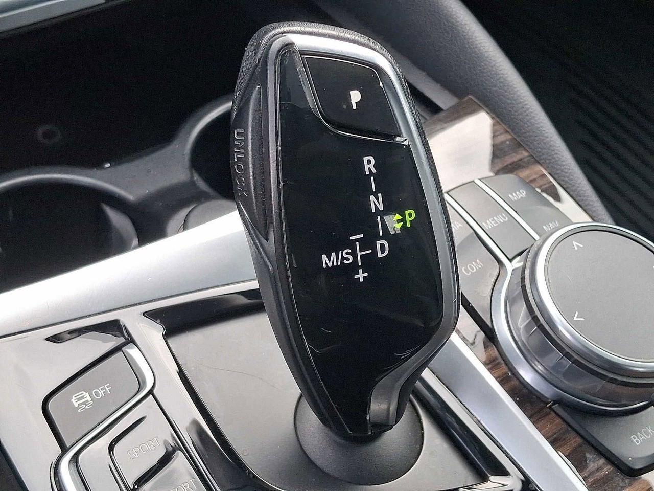 2018 BMW 5 Series 530i xDrive Sedan