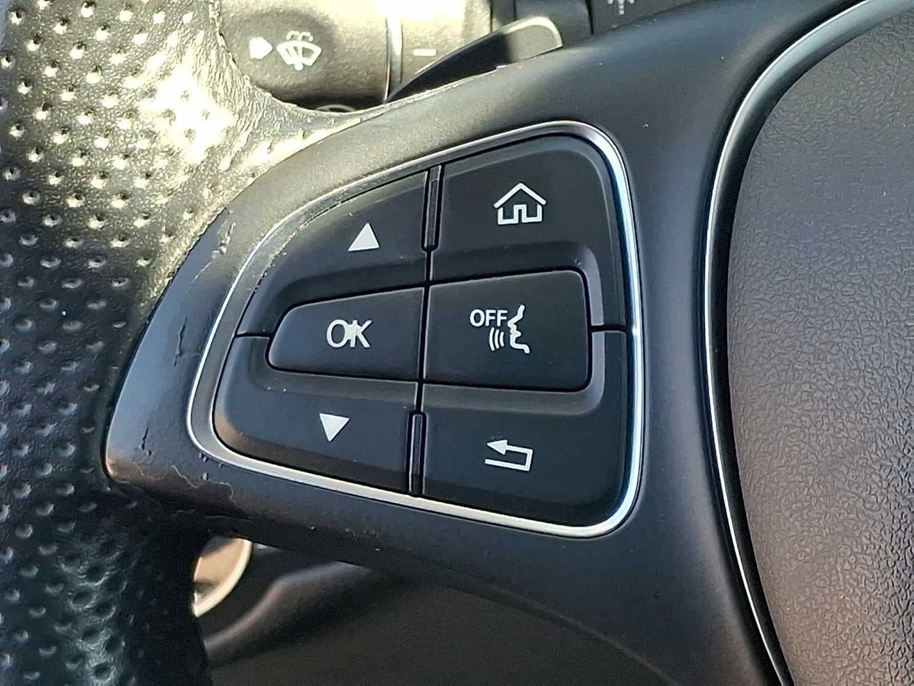 2016 Mercedes-Benz GLC 4MATIC® 4dr GLC 300