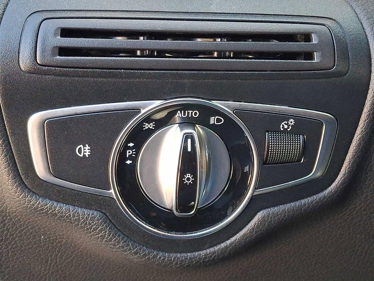 2016 Mercedes-Benz GLC 4MATIC® 4dr GLC 300