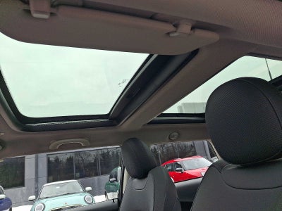 2024 MINI HARDTOP 2 DOOR Cooper SE FWD