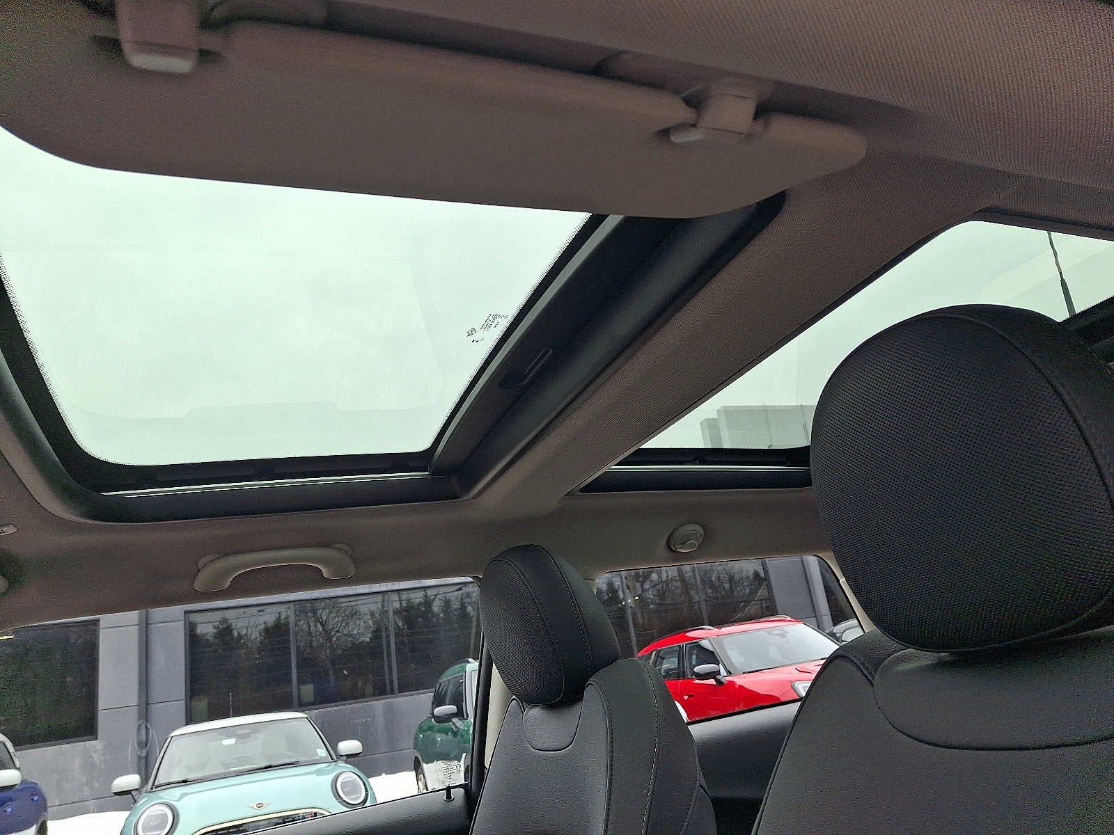 2024 MINI HARDTOP 2 DOOR Cooper SE FWD