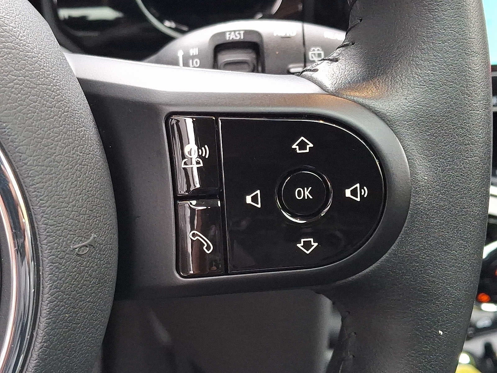 2024 MINI HARDTOP 2 DOOR Cooper SE FWD