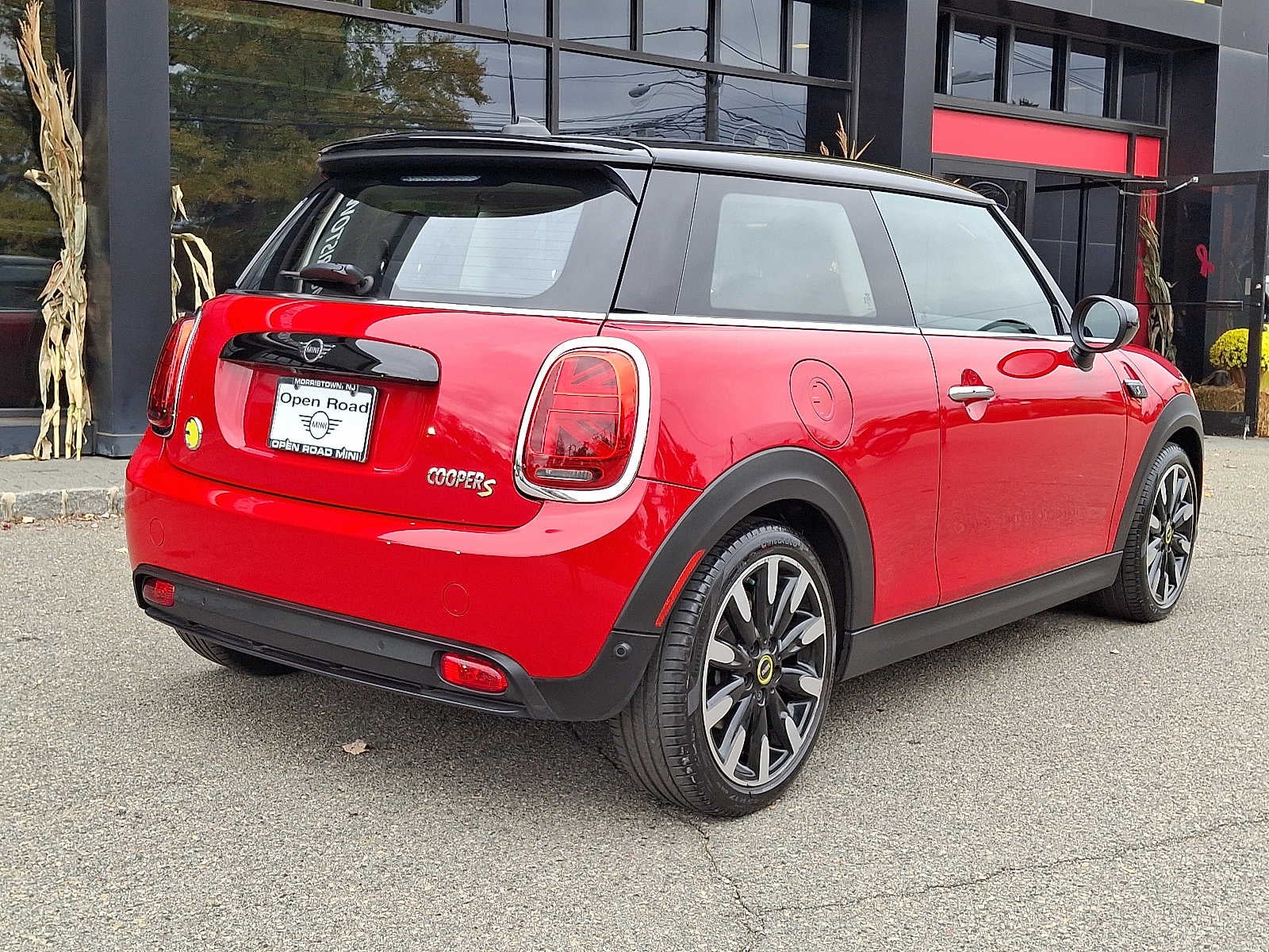 2024 MINI HARDTOP 2 DOOR Cooper SE FWD