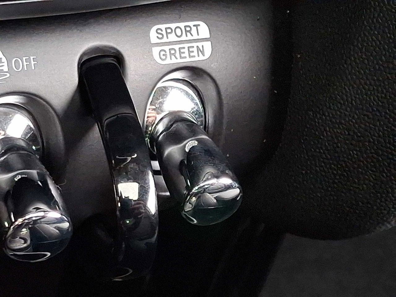 2024 MINI HARDTOP 2 DOOR Cooper SE FWD