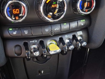 2024 MINI HARDTOP 2 DOOR Cooper SE FWD