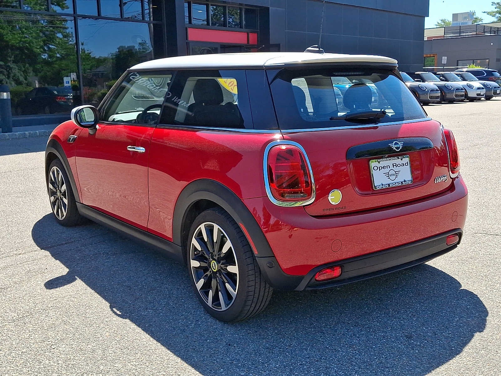 2024 MINI HARDTOP 2 DOOR Cooper SE FWD